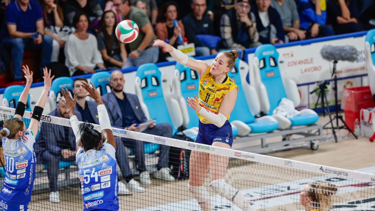A1 donne: Conegliano schianta Novara, Chieri e Perugia ok