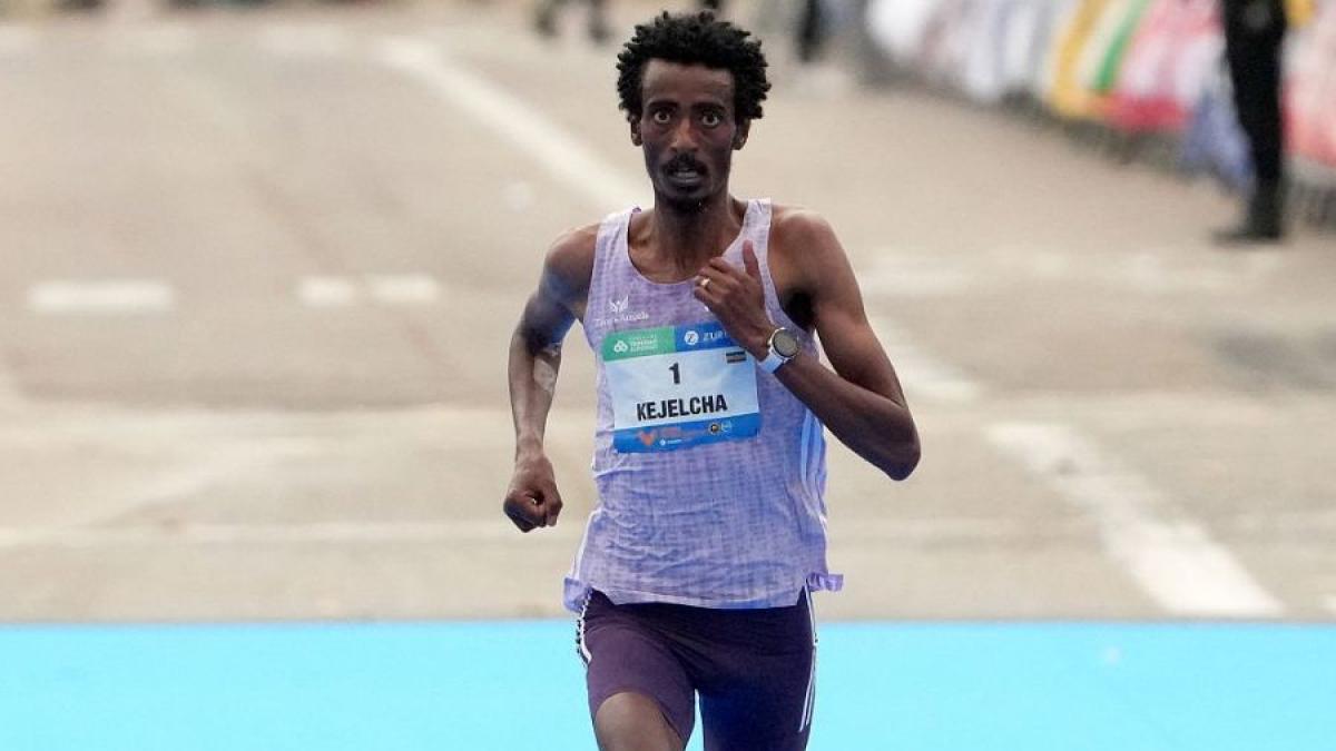 Mezza maratona di Valencia 2025: Kejelcha vince, Ngetich sfiora il record mondiale