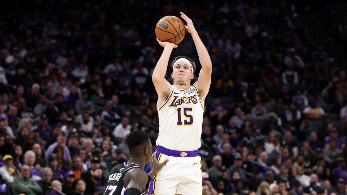 LeBron? Doncic? No, Reaves: 51 punti, e i Lakers volano. Super Fontecchio, Miami batte i Knicks LeBron? Doncic? No, Reaves: 51 punti, e i Lakers volano. Super Fontecchio, Miami batte i Knicks
