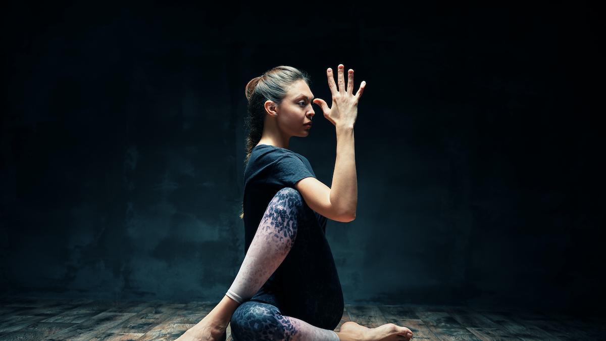 Yoga funzionale: ecco il metodo che riattiva tutto il corpo (e la mente)