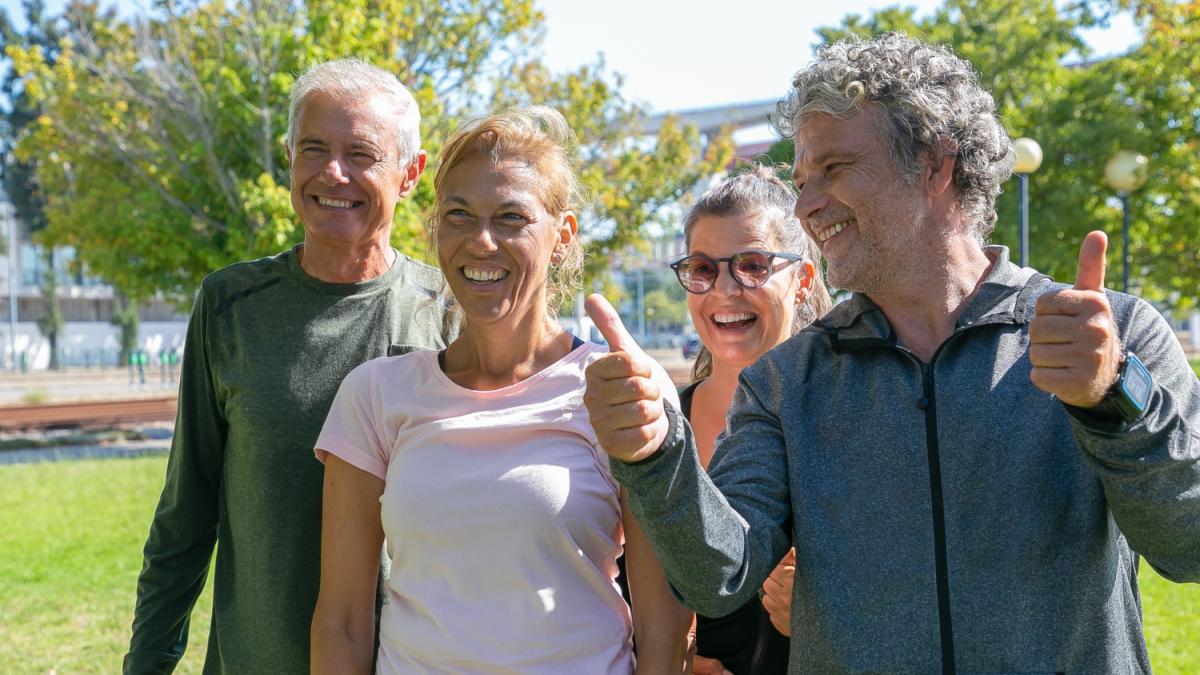 Il momento migliore della vita? A 60 anni, non a 20: cosa dice la scienza sul picco delle capacità