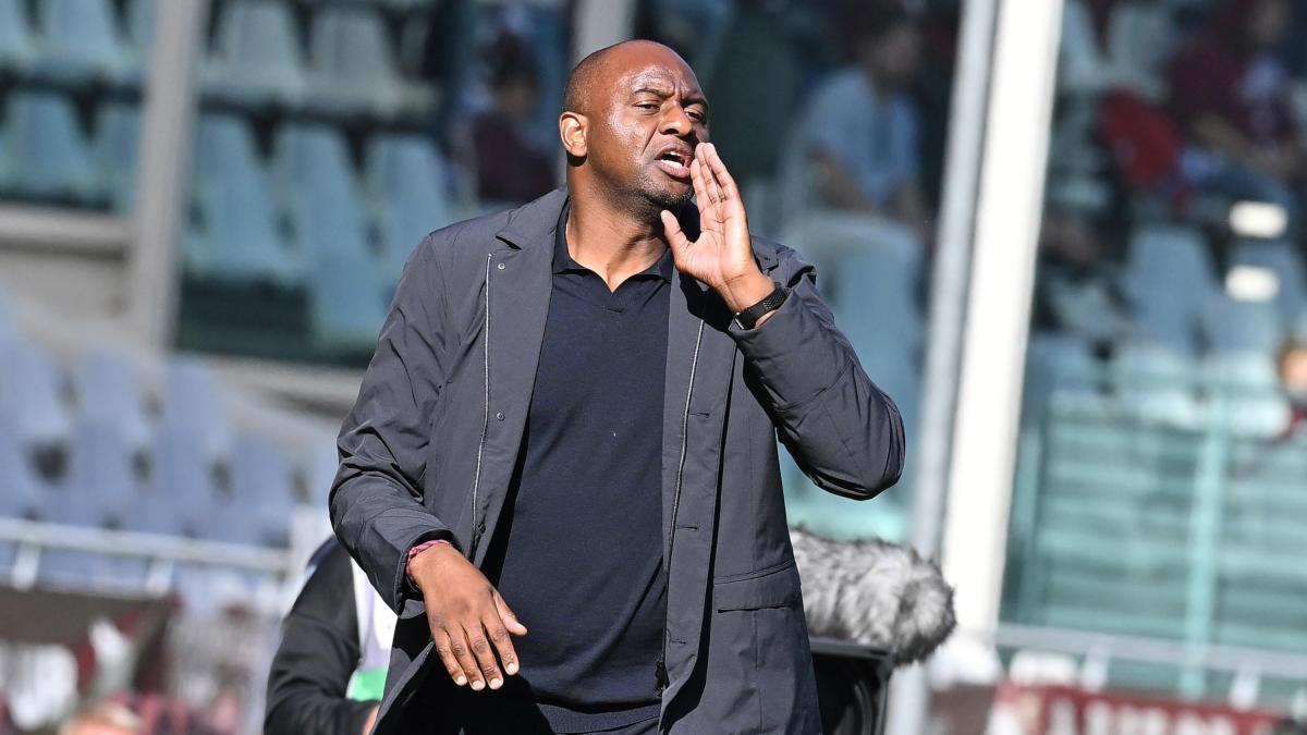 Vieira in bilico, con la Cremonese il Genoa non può sbagliare: servono gol e la prima vittoria Vieira in bilico, con la Cremonese il Genoa non può sbagliare: servono gol e la prima vittoria