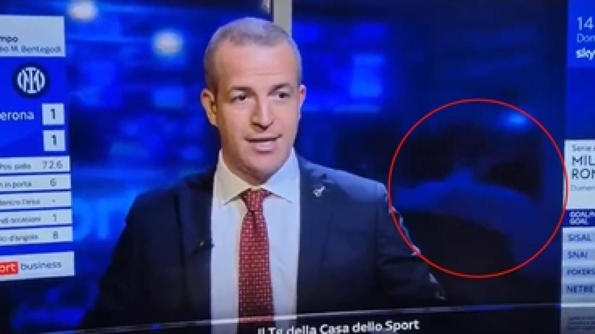 Sky, sospesi per una settimana i due stagisti che hanno esultato in redazione per l'Inter