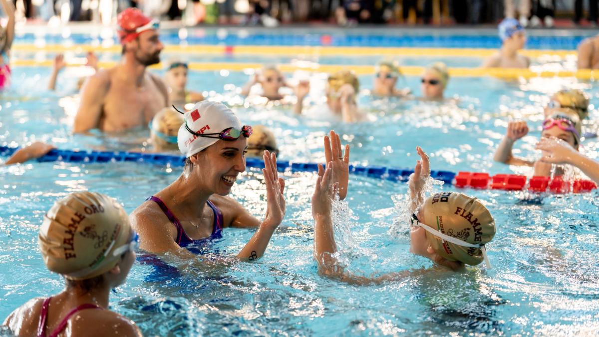 I consigli di Alessia Filippi per gestire il rapporto tra piccoli nuotatori, genitori e allenatori