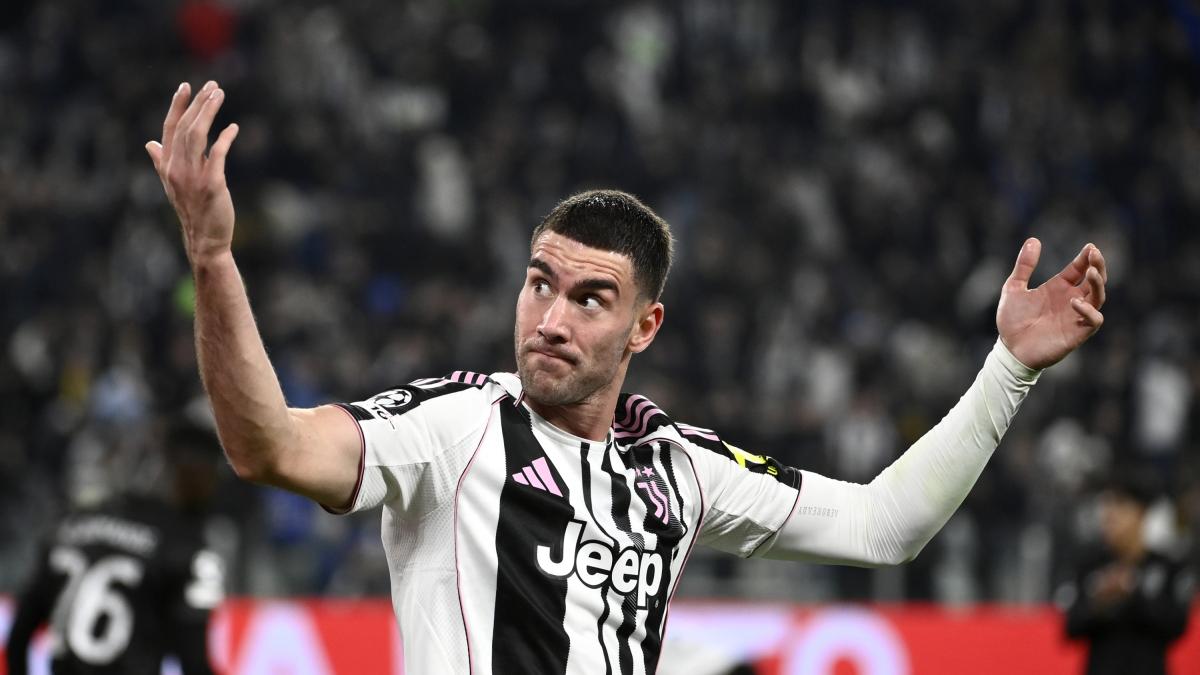 Juve Vlahovic, Chiellini apre al rinnovo: "Porta aperta da entrambe le parti"