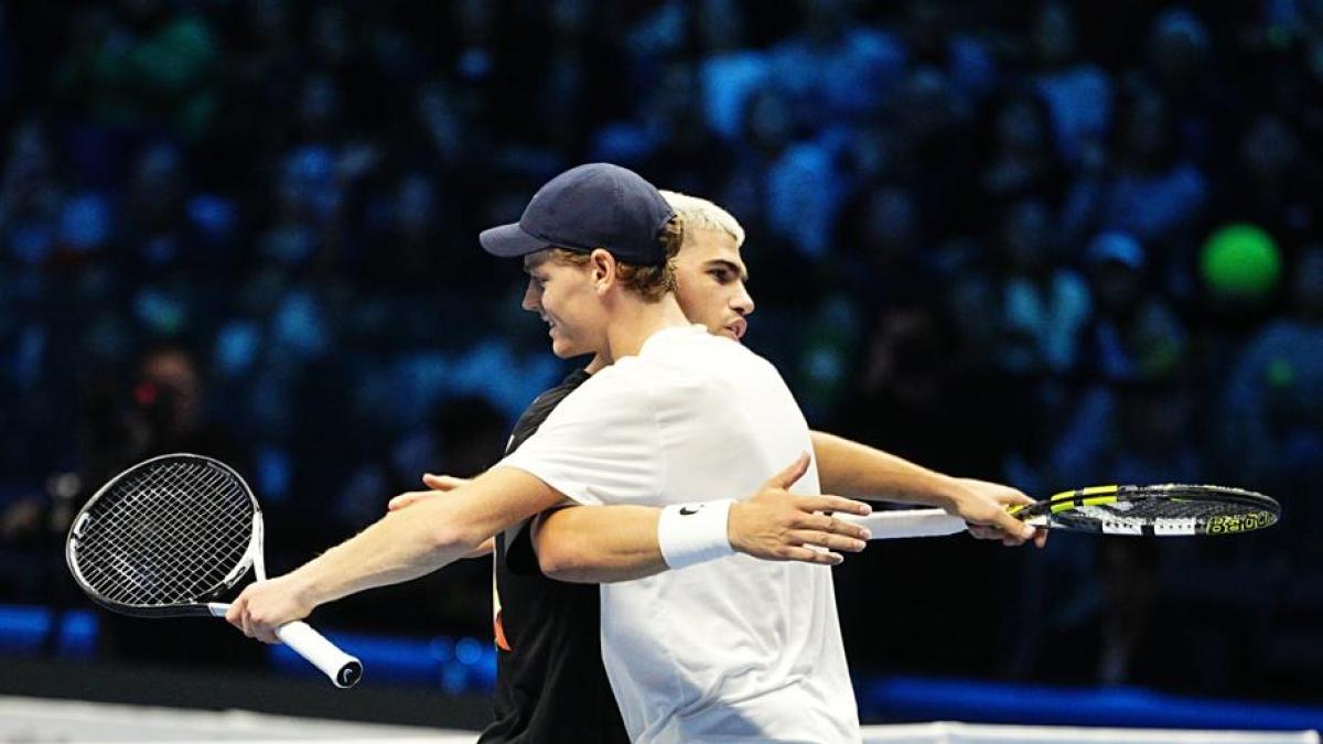 Sinner, con Alcaraz è già spettacolo. E Jannik vince il set di allenamento