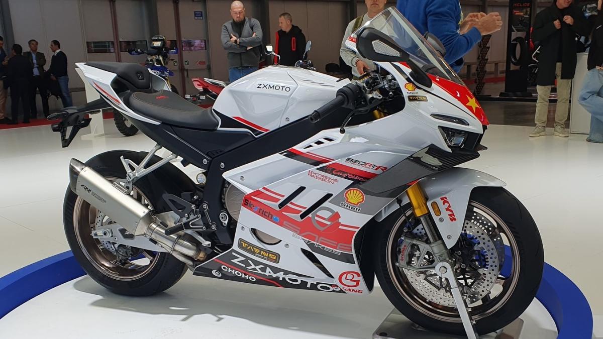 ZXmoto lancia a Eicma la 820RR, la sua arma per il mondiale Supersport