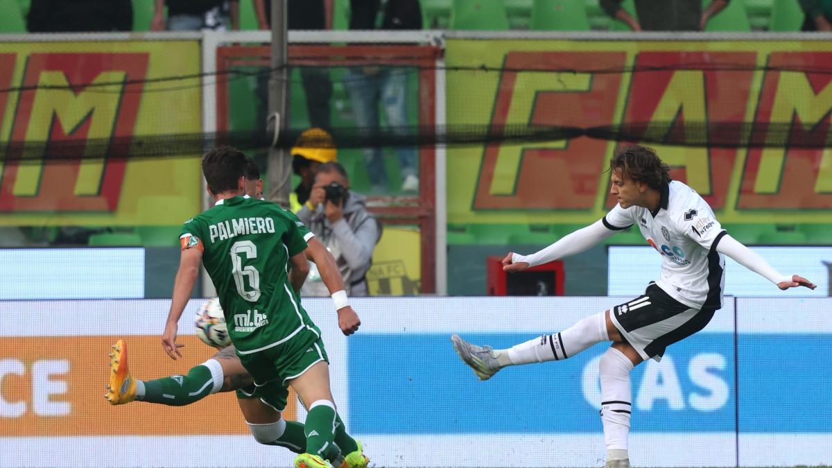 Blesa-Shpendi show, il Cesena cala il tris sull'Avellino e resta a -2 dal Modena