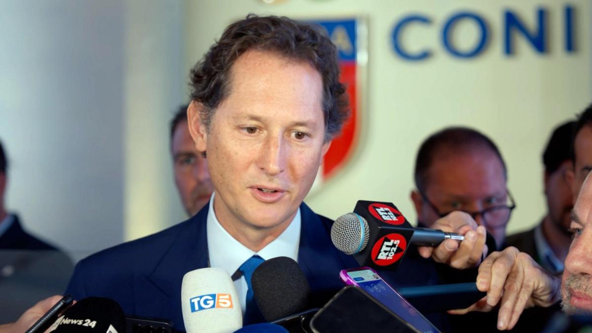 formula 1 ferrari nei guai ma il presidente elkann attacca solo i piloti