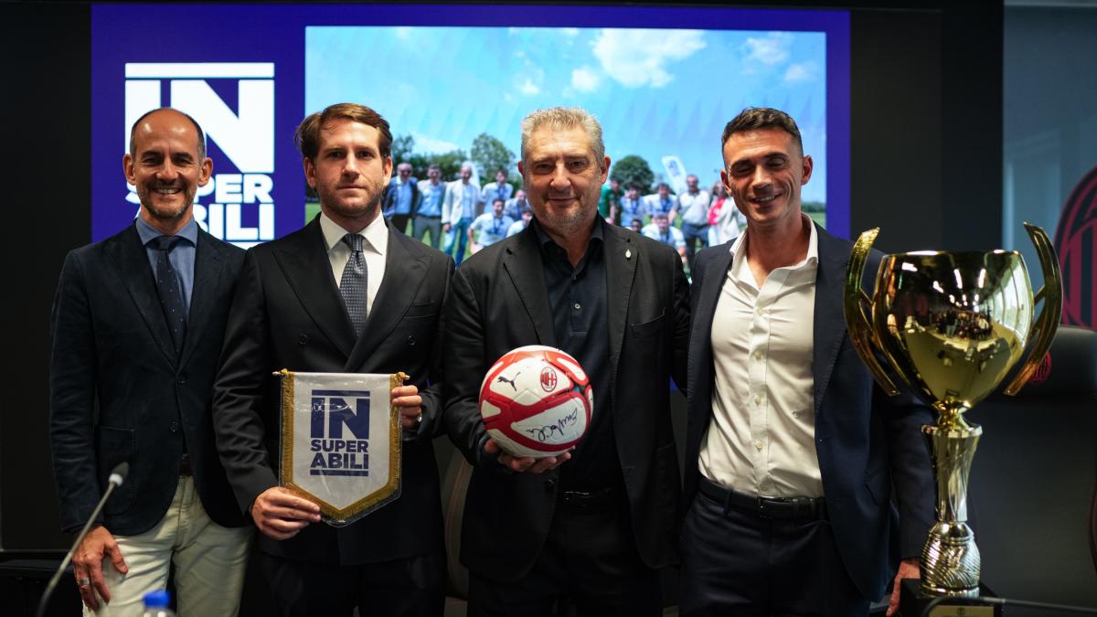 bmw in tour calcio e inclusione sociale milan in campo a fianco degli insuperabili