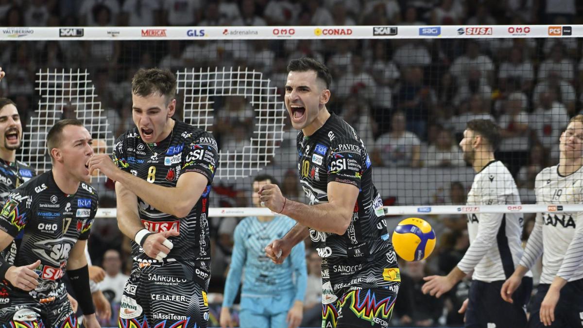 Superlega, Verona super: Perugia si arrende al tie break ma resta in vetta. Piacenza ferma la Lube