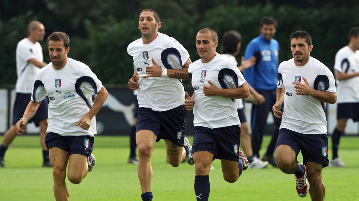 nel calcio italiano tanti soldatini e nessun generale una volta c erano i leader