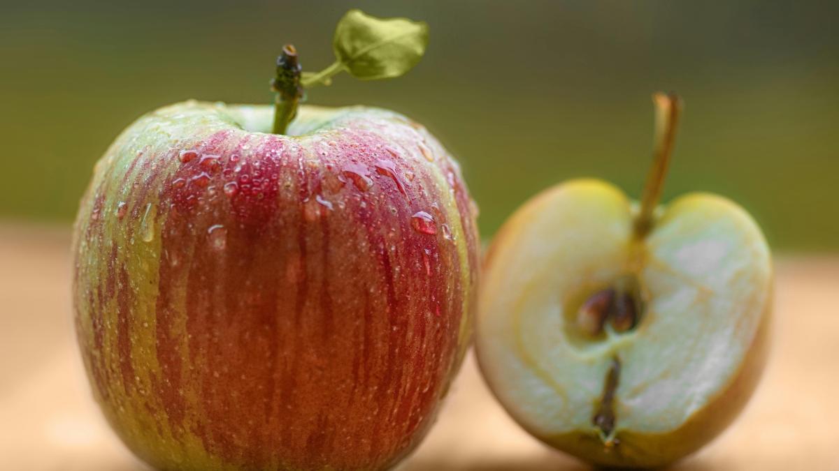 La mela per dimagrire e ridurre il rischio diabete: tutti i pro del frutto del benessere