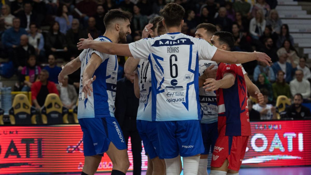Superlega, tris Trento che batte Perugia. Verona ok, Civitanova cade a Padova