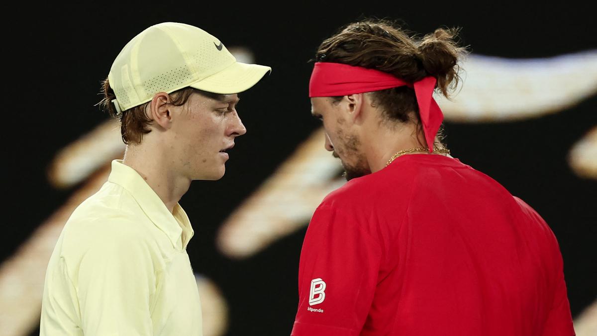 sinner vacanza alle maldive col nemico l incontro e il selfie in aereo