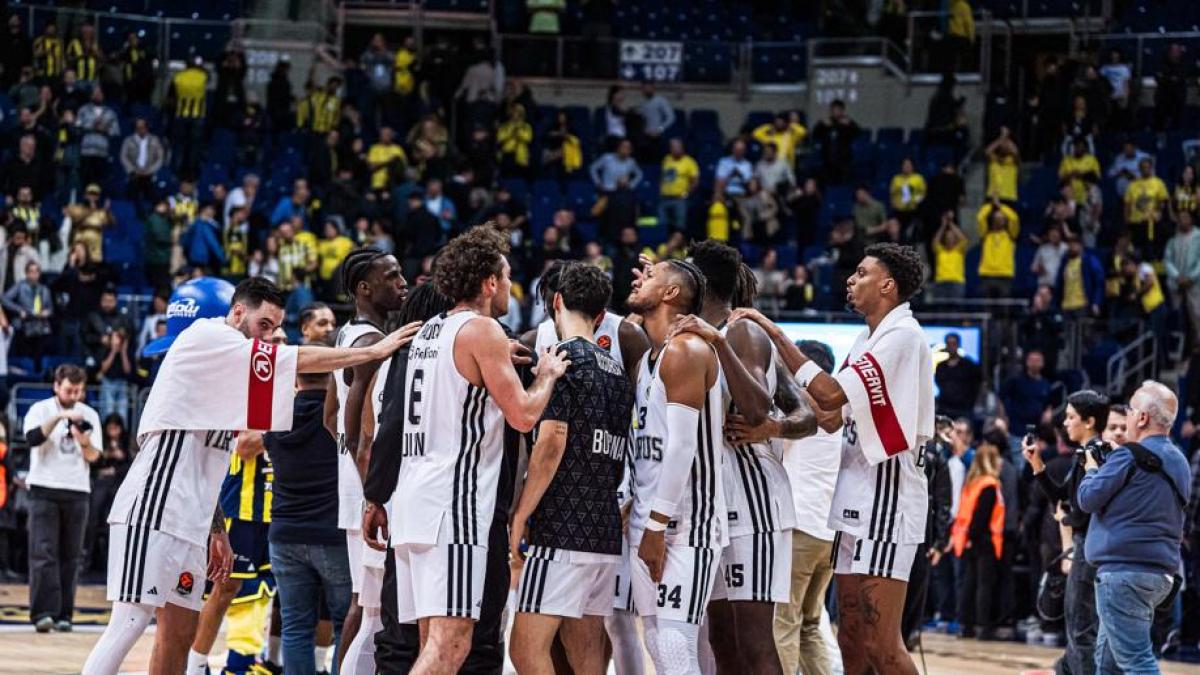 La Virtus lotta ma non basta: il Fenerbahce vince in volata. Decisivo il canestro di Melli