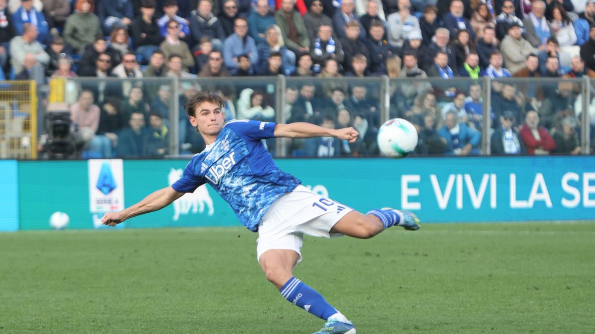 Oltre ai gol e agli assist: Nico Paz leader del Como anche nel pressing