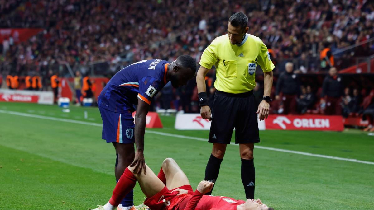 lotta a furbetti e simulazioni l ifab se chiedi il soccorso medico resti fuori 2 minuti