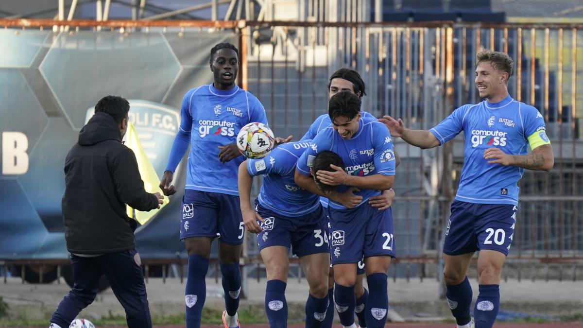 Bari, la prima di Vivarini è un disastro: l