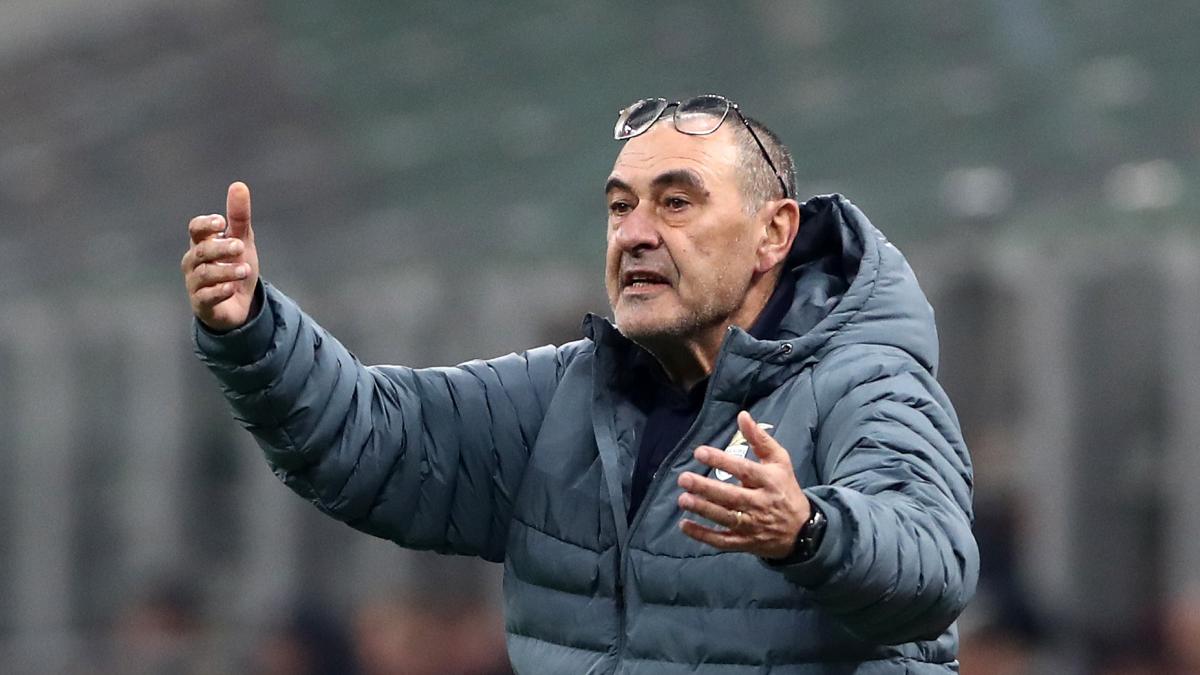 Furia Lazio. Sarri e il club in silenzio, poi il tweet: "Le immagini parlano per noi"