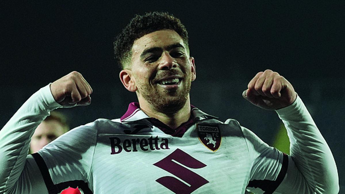 Gazzetta Sports Awards, una prodezza da 46 metri: è del granata Che Adams “Il gol più bello”