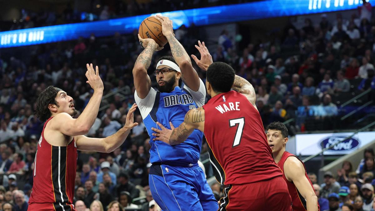 Milwaukee piega Detroit ma perde Giannis. Davis e Flagg super, Miami cade a Dallas