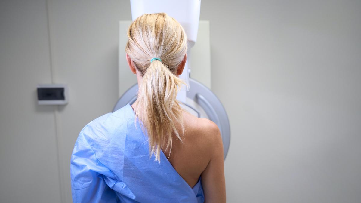 Lo screening per il seno può diventare anche un esame per il cuore