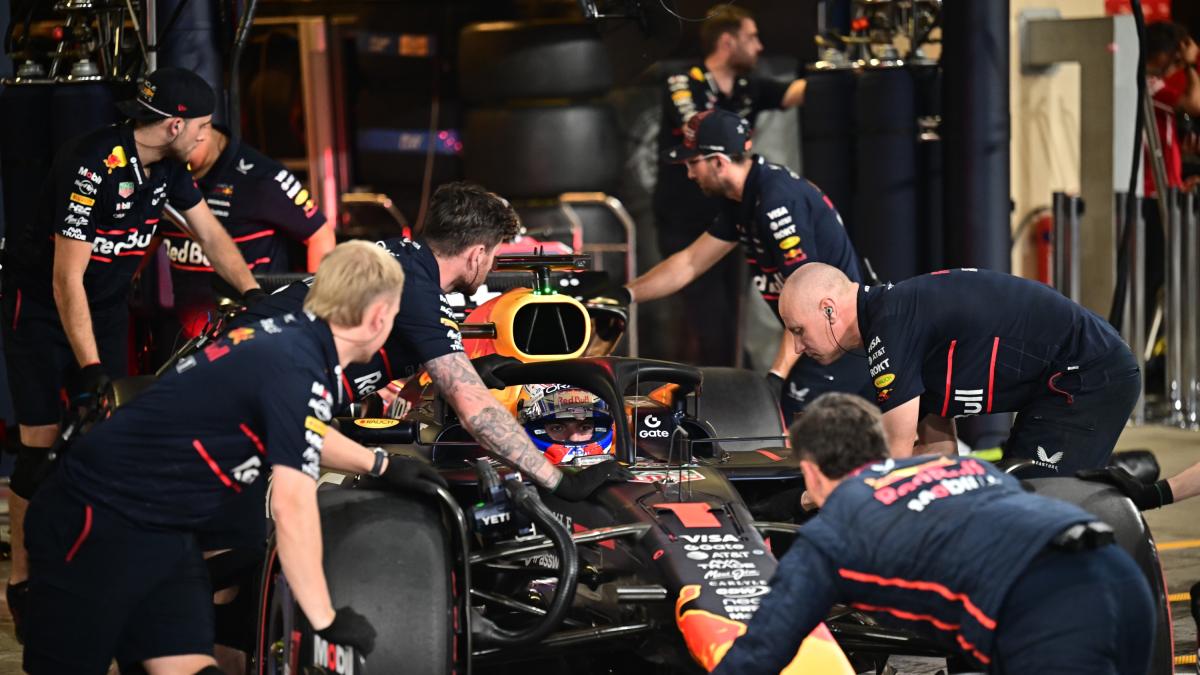 Tutto in una notte: così la Red Bull ha rimesso le ali alla macchina di Verstappen