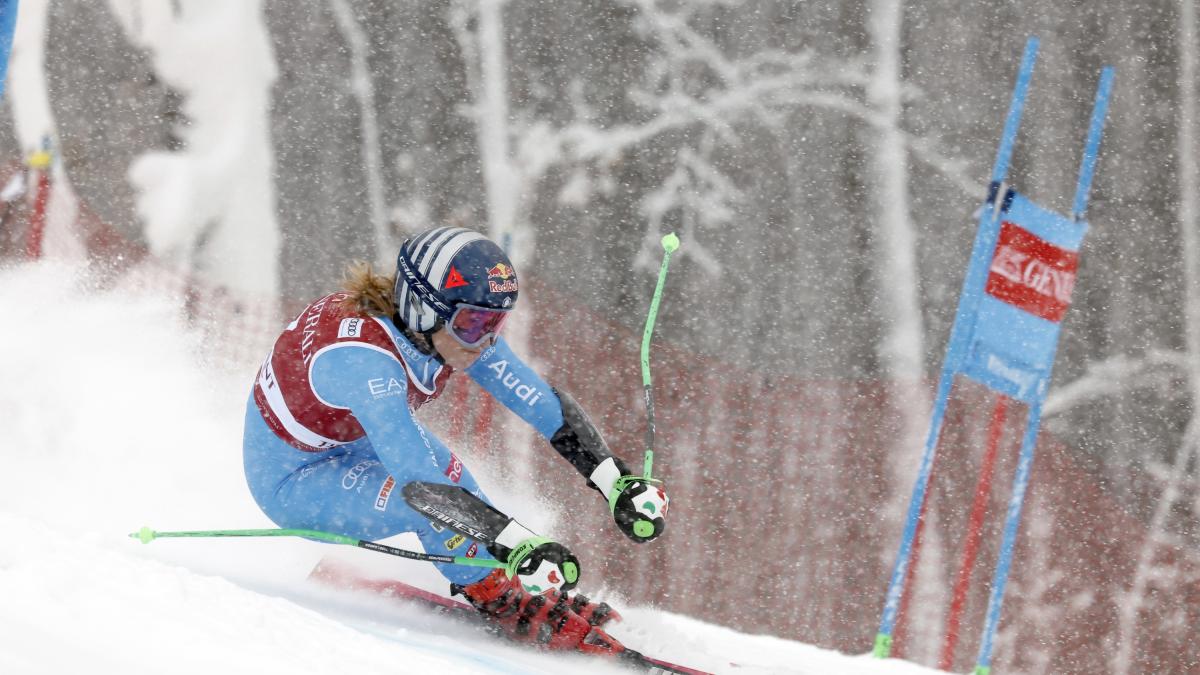 Gigante donne a Mont Tremblant: Robinson leader dopo la prima manche, Goggia decima