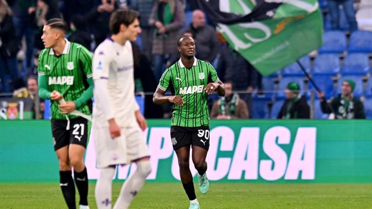 Fiorentina, minacce via social alle mogli dei giocatori: "Speriamo vi muoiano i figli di cancro"