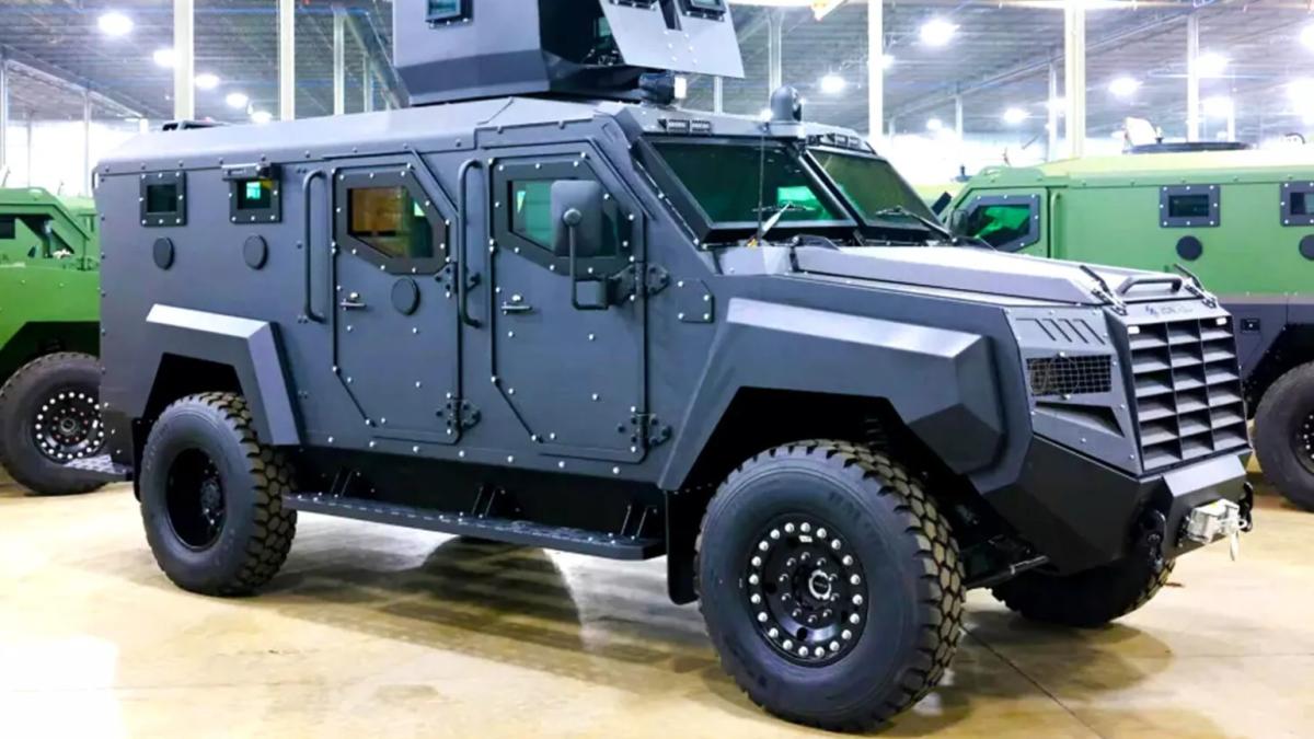 Veicoli blindati, gli Usa si rivolgono al Canada: come sono fatti i Roshel Senators acquistati dal governo Trump