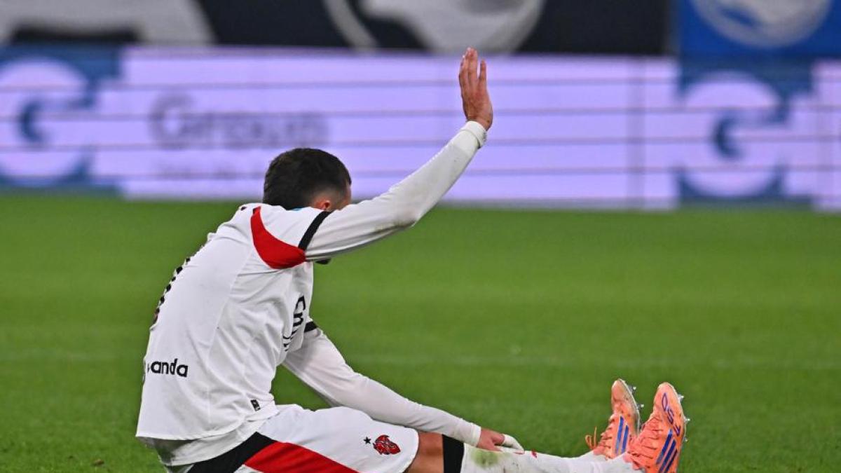 Milan, il mistero Gimenez: Allegri dice che la caviglia è a posto, allora perché sta fuori?