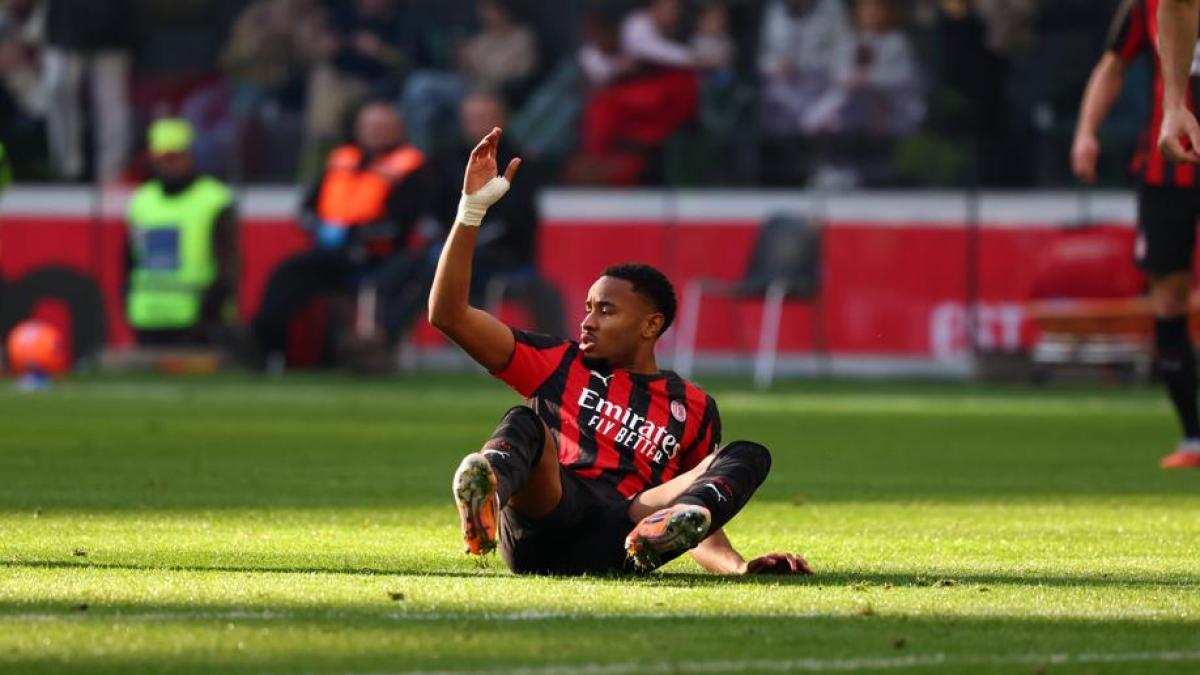 Nkunku a zero gol, Leao è fuori, non può fare tutto Pulisic: Milan, l'attacco è un grande problema