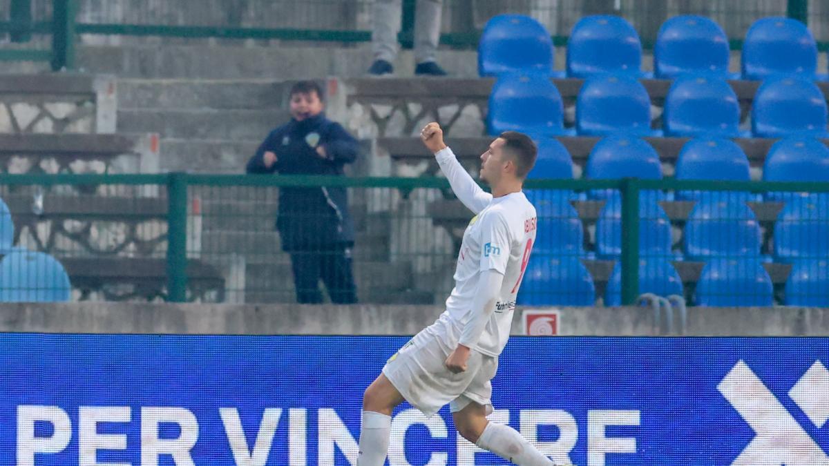 La Carrarese ritrova la vittoria: 3-1 all'Entella al terzo ko di fila