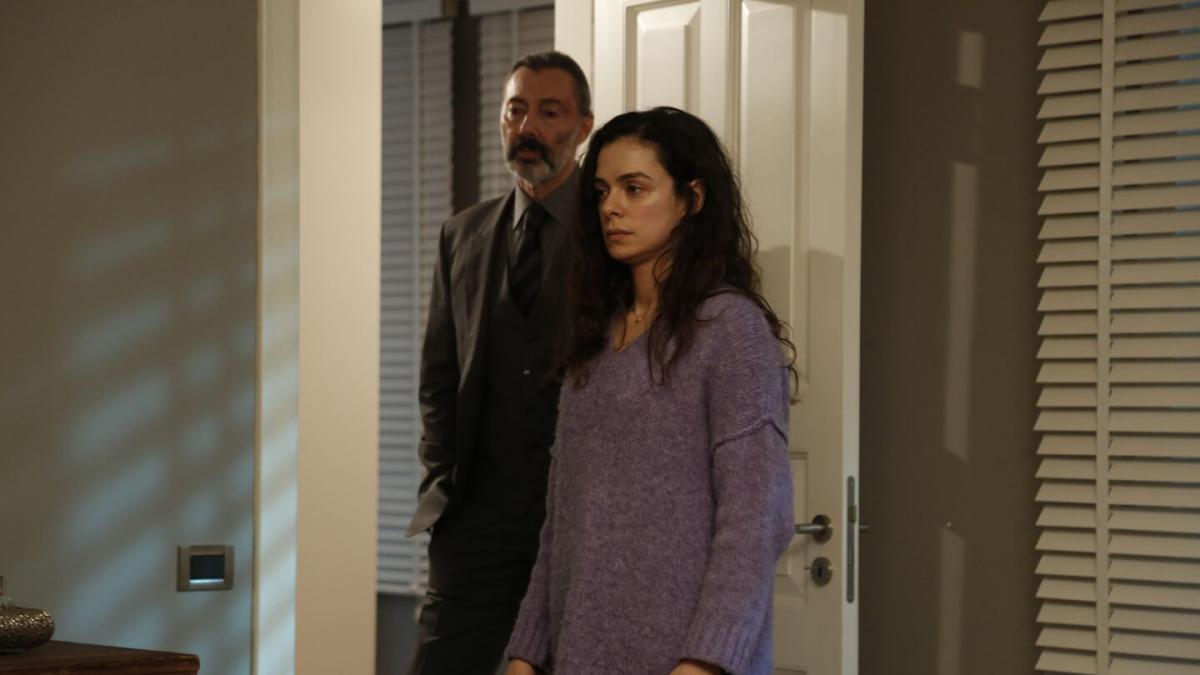 Forbidden Fruit e La Forza di una donna, le puntate di oggi lunedì 15 dicembre