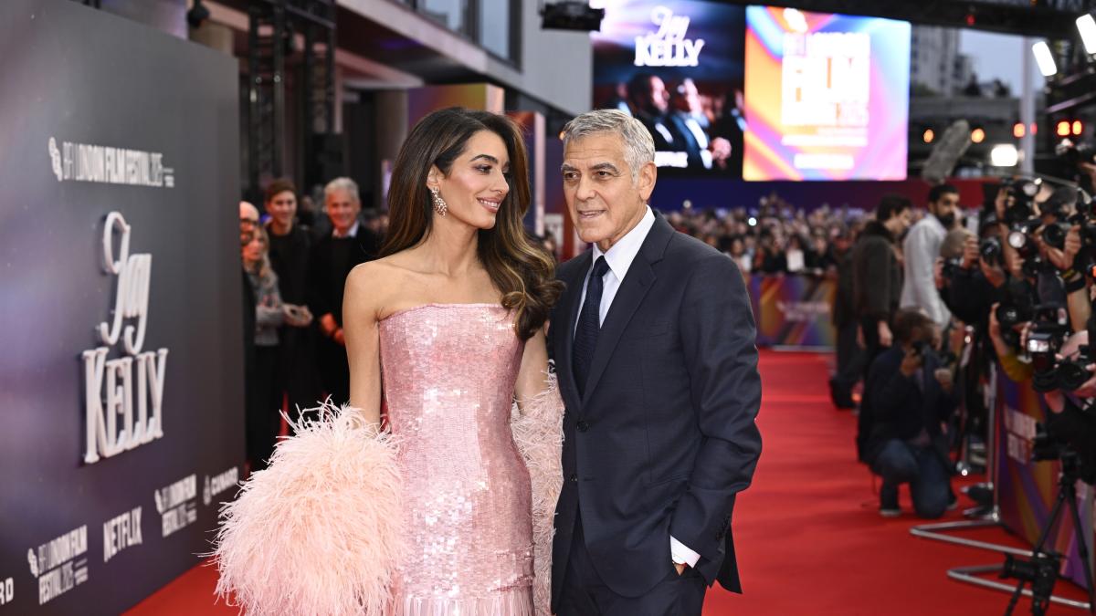 George Clooney: "Non bacerò mai più una ragazza in un film. L'ho deciso con mia moglie"