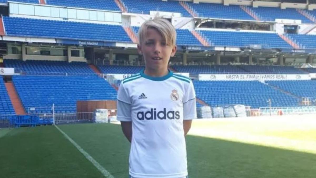 Questo bimbo a 10 anni fu scartato dal Real. Oggi ne ha 17, fa gol in Champions e lo chiamano Carlo Magno