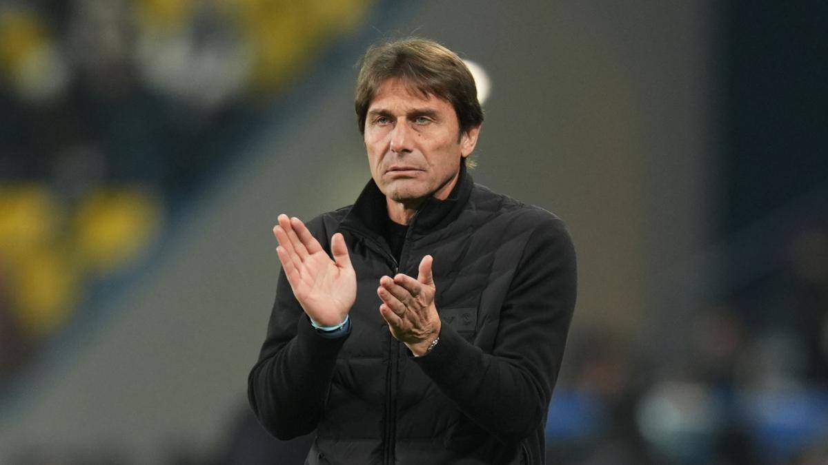 Conte: "Onorato lo scudetto sulla maglia: è dura con gli uomini contati, c'era l'energia giusta"