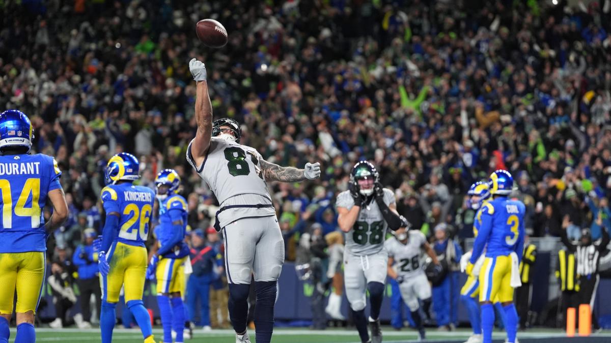Nfl: capolavoro di Seattle. Rimonta i Rams da -16 e vince al supplementare