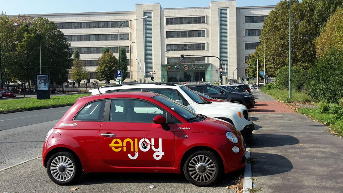 Perché il car sharing è in crisi? Conti in rosso, e tanti "big" dicono addio