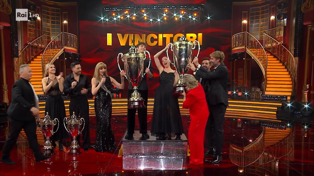 Ballando con le stelle 2025, vince Andrea Delogu, seconda Francesca Fialdini