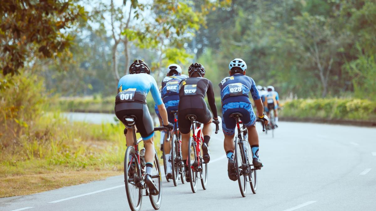 Follìa in Veneto: una macchina spara sui ciclisti. Tanta paura, ma nessun ferito