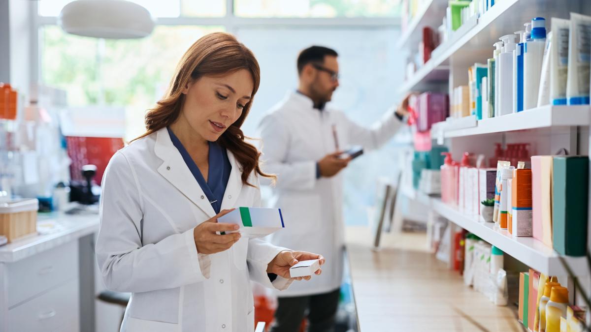 Farmacie aperte a Capodanno 2026: orari di giovedì 1 gennaio