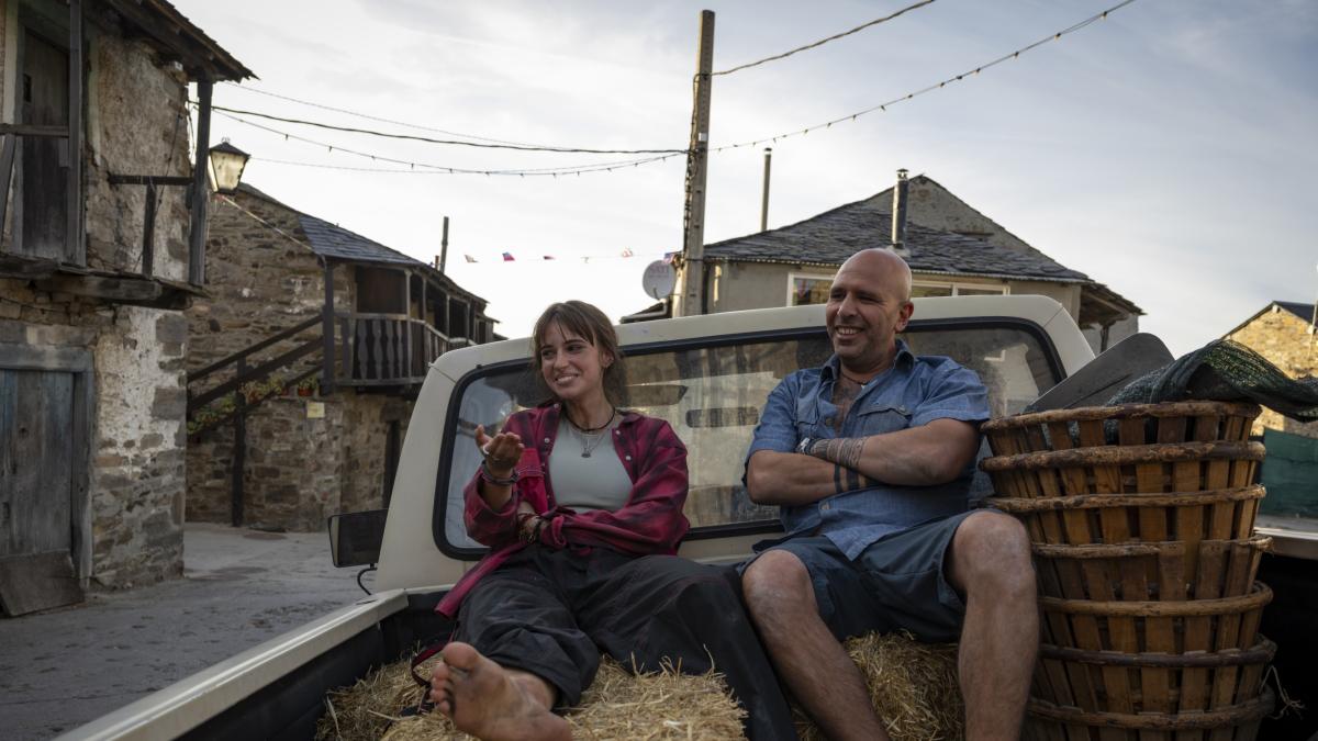 Buen camino, a Natale sbarca nelle sale il film di Checco Zalone