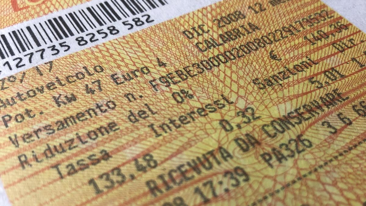 Bollo auto, quando non si paga: miti e false convinzioni