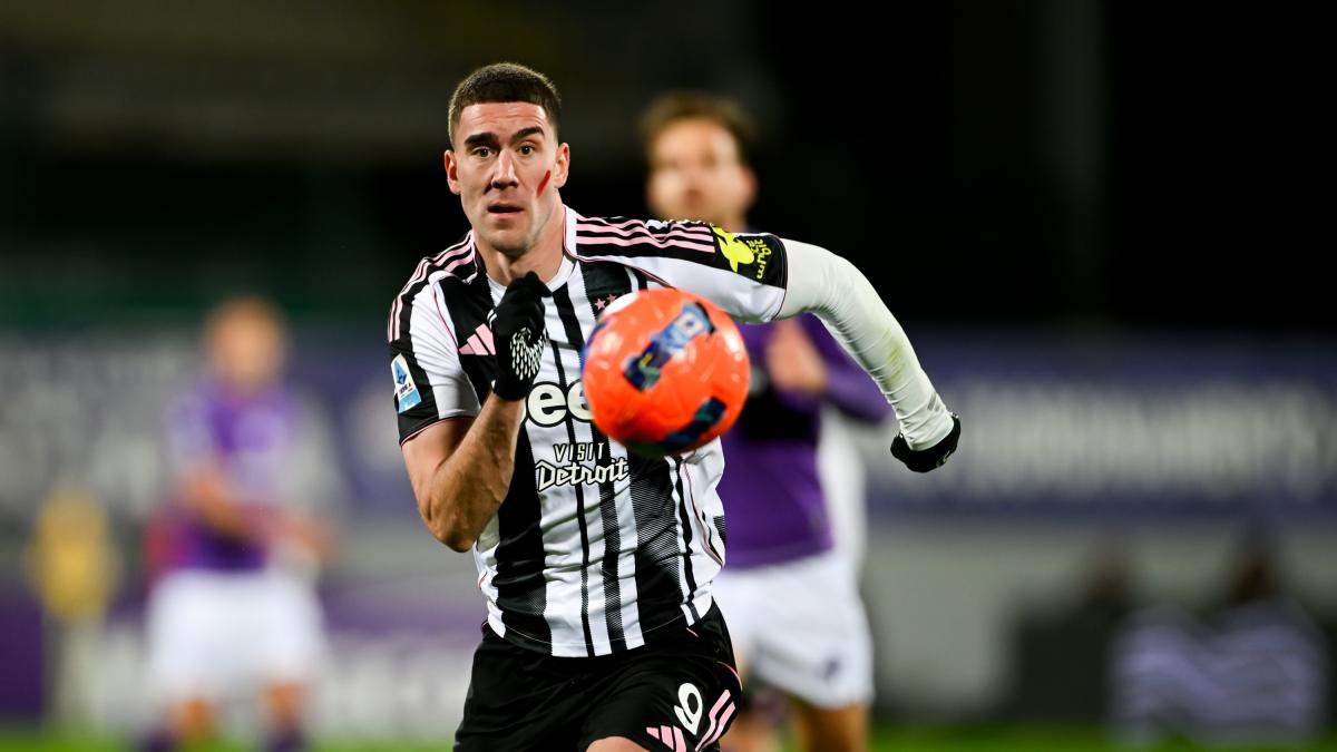 Vlahovic, Dybala, Lewandoski e non solo: ecco i migliori giocatori in scadenza a giugno