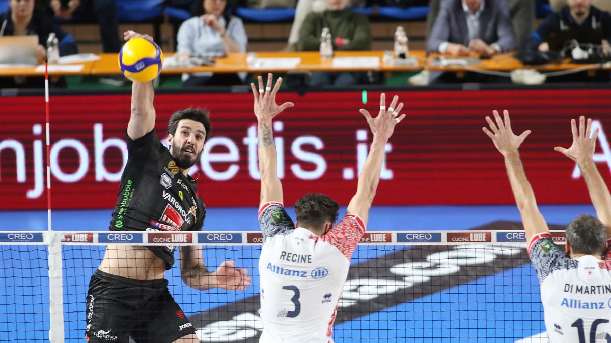 Civitanova, Khanzadeh se ne va. Il club avvisa la Fivb: "Un altro campionato solo dopo la rescissione"