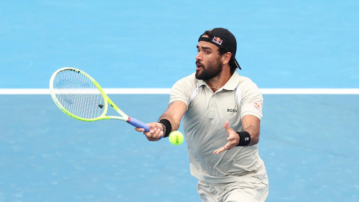 Berrettini salta l'esibizione con Cobolli: precauzione in vista del debutto a Melbourne