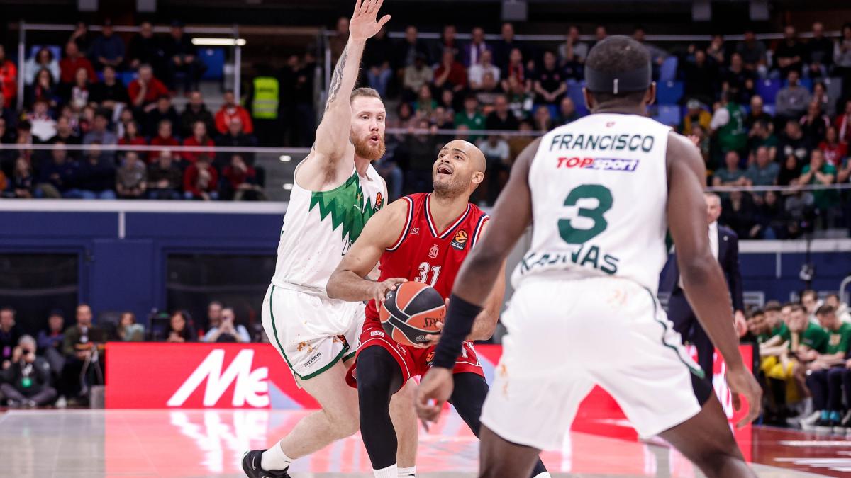 Olimpia Milano, un'altra batosta: Francisco e Lo fanno la differenza, ok Zalgiris