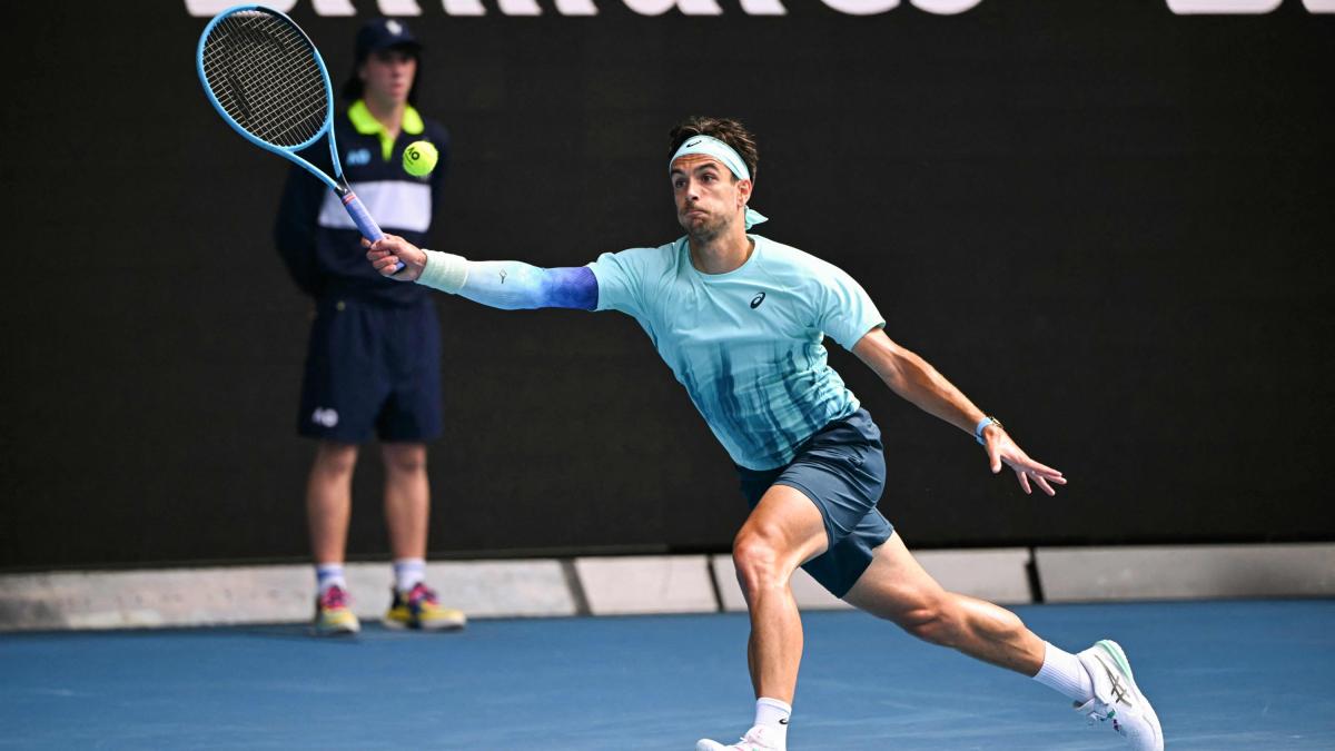 LIVE Musetti Djokovic: in palio la semifinale degli Australian Open, Lorenzo avanti 4 2
